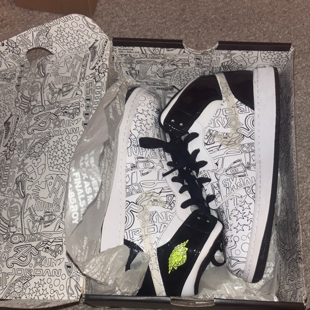 Jordan Kids Sneakers Black and White